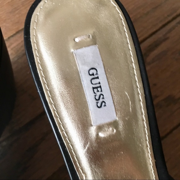 GUESS Designer Heels - Picture 4 of 4